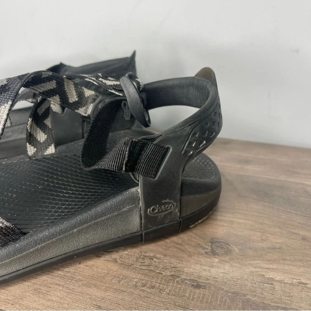 Men’s Chaco canyon sport sandals black‎ gray men’s size 9